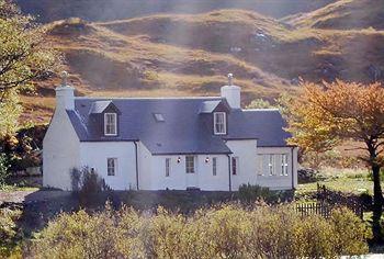 Lochailort Inn Eksteriør billede